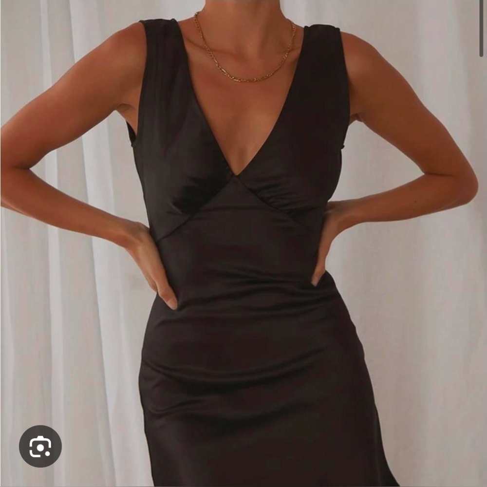 Lioness Women's Black Harlow Satin V Neck Mini Dress M